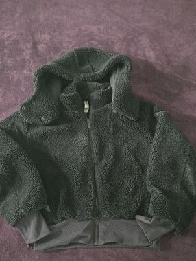 Alo Yoga Foxy Sherpa Jacket